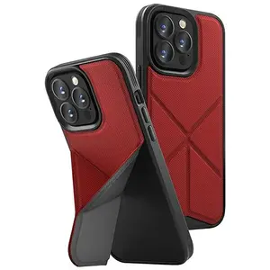 Coque UNIQ Transforma pour iPhone 13 Pro - Compatible MagSafe - Rouge pas cher