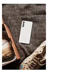 Smartphone SAMSUNG Galaxy S21 FE 5G 256 Go, écran 6,4 pouces, processe... pas cher