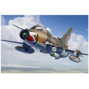 Hobbyboss 207 665,3 cm Sukoi Su-17 m4 Fitter-k Plastic Modèle kit, Echelle 1/48 pas cher