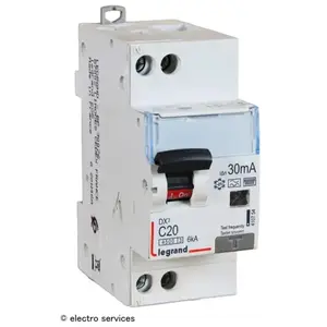 Legrand DISJONCTEUR DX3 1P+NG C20 4,5/6K F 30MA pas cher