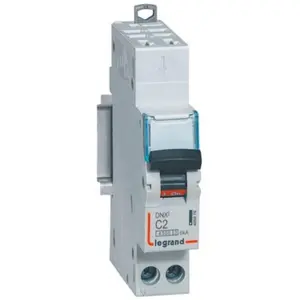 Disjoncteur 2a 6ka courbe c phase neutre Legrand dx3 pas cher