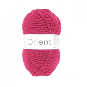 Fil d'hiver - CHEVAL BLANC - ORIENT - Couleur Fraise - 100% acrylique - 230 m