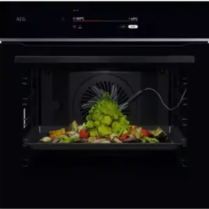 Four encastrable ELECTROLUX FOE TT9PB831AB
