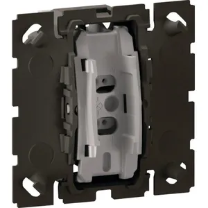 Legrand Poussoir inverseur NO+NF - 6A - Céliane LEGRAND pas cher