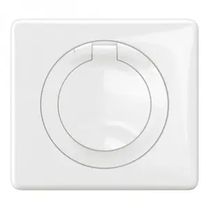 Legrand Prise de courant avec terre Legrand Céliane IP44 complet blancVendu parrakuten