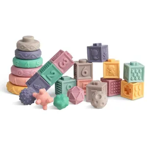 FORMULA BABY Coffret d'éveil sensoriel, 23 pièces, cubes couples empil... pas cher