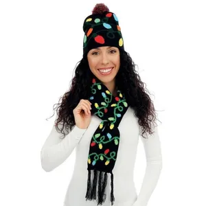 Bonnet et Écharpe Guirlande de Noël - PTIT CLOWN - 48334 - Décoration ... pas cher