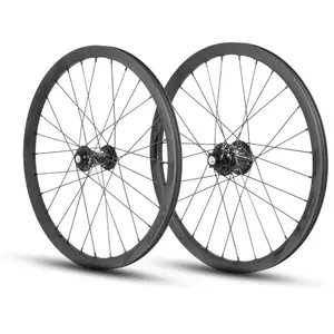 Pride Racing Paire De Roues Wave Matt Matrix 451 20´´ pas cher