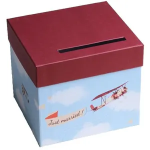 Urne carton - Just Married - Avion - Décoration colorée - Tirelire de qualité - 23x205x205 cm pas cher