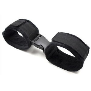 Menottes de poignets Buckle noir pas cher