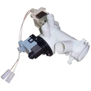Beko 2905000800. ENSEMBLE POMPE DE VIDANGE WMD57100 BEKO pas cher
