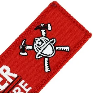 CLJ - Porte-clés - Pompier Volontaire - Rouge Pompier - Métiers - pas cher