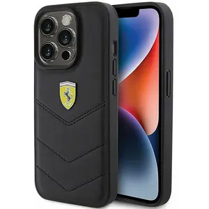 Logo en métal matelassé Ferrari - Coque pour iPhone 15 Pro (Noir) pas cher