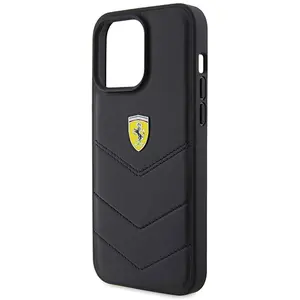 Logo en métal matelassé Ferrari - Coque pour iPhone 15 Pro Max (Noir) pas cher
