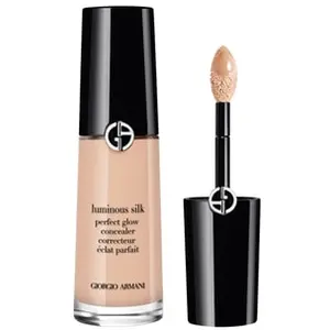 Giorgio Armani Lichtgevende zijde Multifunctionele gloed Concealer pas cher