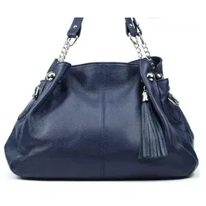 Sac à Main - IT HIPPIE - Modèle Madison - Cuir grainé - Porté épaule - Dimensions 36x27x13 cm pas cher