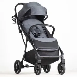 BEBE2LUXE Poussette canne Okto gris : De la naissance à 4 ans Ultra compacte pas cher