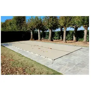 BACHES-PISCINES.COM Bâche Hivernage 550 g/m² Beige 7,60 x 4,10 m pour Piscine Maximum 7 x 3,50 m avec Grille d'Evacuation - Direct Usine France pas cher