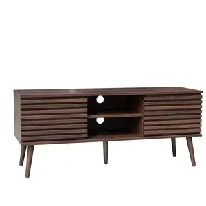 Meuble TV scandinave - SWEEEK - 2 portes décor bois noyer - 1 niche centrale avec étagère pas cher