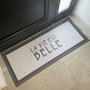 Tapis antidérapant - La vie est belle - vinyle - int./ext. - Gris - 50x120cm - 99DECO pas cher