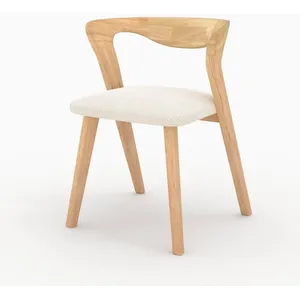 Chaise en bois dhévéa clair et tissu bouclé crème - Vega - Rendez-Vous... pas cher