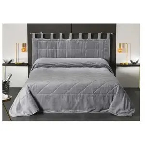 Jeté de Lit - LINDER - 180 x 240 cm - Aspect Velours - Couleur Gris Clair - Tissu NaturelVendu parrakuten