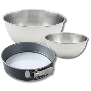 Bakset met 1 springvorm van 26 cm met glazen bodem, 1 Zenker spatel en... pas cher