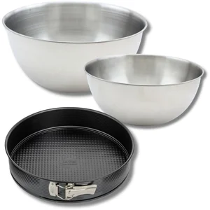 De set bevat 1 springvorm van 28 cm, 1 Zenker spatel en 2 Fackelmann r...Vendu parbol