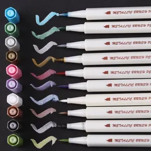 10 Couleurs Marqueur Métallique pour Création de Cartes et DIY Album Photo, Stylos Pinceaux Travail Parfait sur Papier Verre Plastique Poterie Bois pas cher