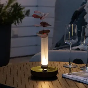Konstsmide, Lampe de table, Vase LED rechargeable Biarritz doré Indoor... pas cher