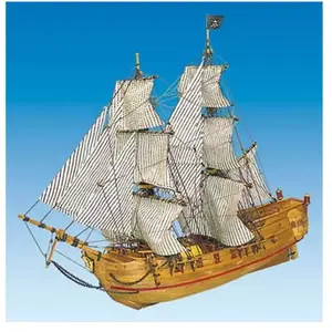 MANTUA Maquette de bateau en bois : Black Falcon