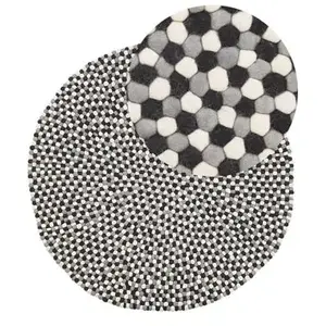 Tapis Rond 140 cm en Boules de Laine Feutrée Gris Beige et Noir Ajout Parfait pour tout Salon ou Chambre Rétro et Moderne Beliani