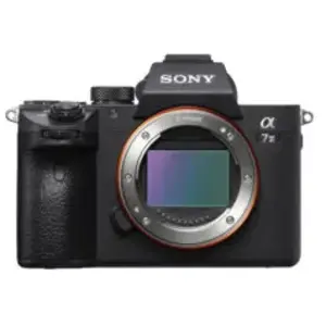 Appareils photo : Sony A7 III pas cher