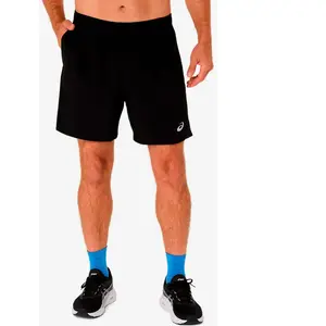 Asics core 7in short in de kleur zwart. pas cher