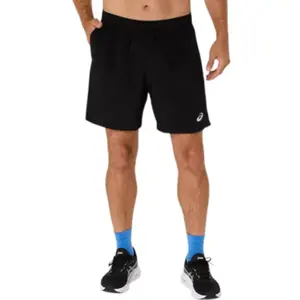 Asics core 7in short in de kleur zwart.
