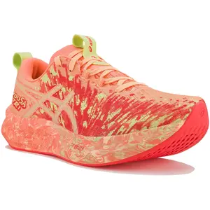 Asics Chaussures De Running Noosa Tri 16 pas cher
