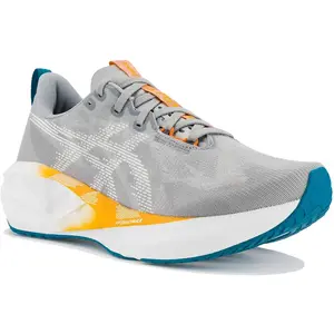 Asics Chaussures De Running Novablast 5 pas cher