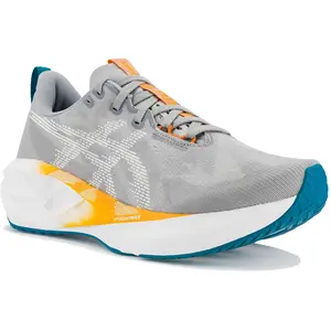 Asics NOVABLAST 5 Sneaker pas cher