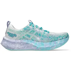 Asics Chaussures De Running Noosa Tri 16 pas cher