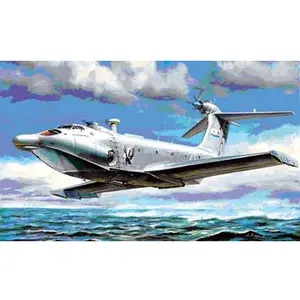 Zvezda Modelbouwpakket Vliegtuigen - 7016 Ekranoplan A-90 Orlyonok - Troop Carrier Ekranoplan - Propeller Vliegtuig Plastic - 1:144 - Modelbouw