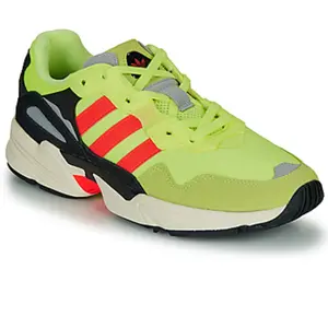 Lage Sneakers adidas YUNG-96 Geel pas cher