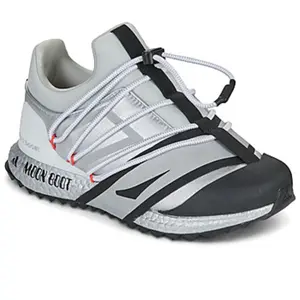 Baskets basses adidas ADIDAS X MOON BOOT UB femme pas cher