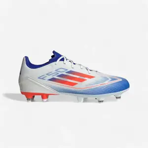 adidas Chaussures de football unisexes F50 League Soft Ground, Nuage B... pas cher