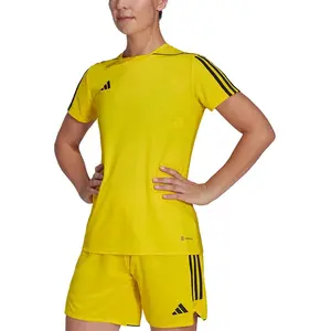 Adidas T-shirt à Manches Courtes Tiro 23Vendu parbol