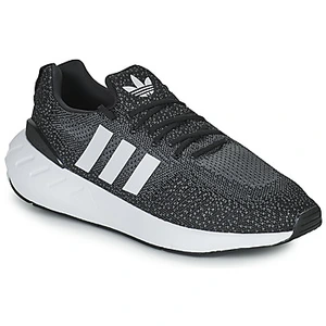 Lage Sneakers adidas SWIFT RUN 22 Zwart pas cher