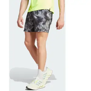 Short imprimé intégral adidas Own the Run Blanc S 5" pas cher
