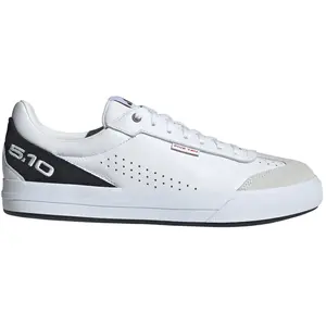 Chaussures adidas Sleuth DLX 2 Blanc 45 1/3 pas cher