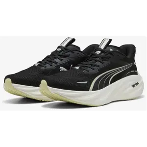 Puma, Hommes, Chaussures de course à pied, Magnify NITRO 3 (44.5), Vert, Noir pas cher