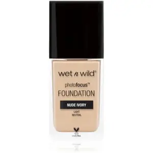 WET 'N WILD PHOTOFOCUS FOUNDATION NUDE IVORYVendu parflaconi