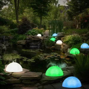 Etc-shop - Décoration de jardin led hémisphère rgb couleur changeante ... pas cher